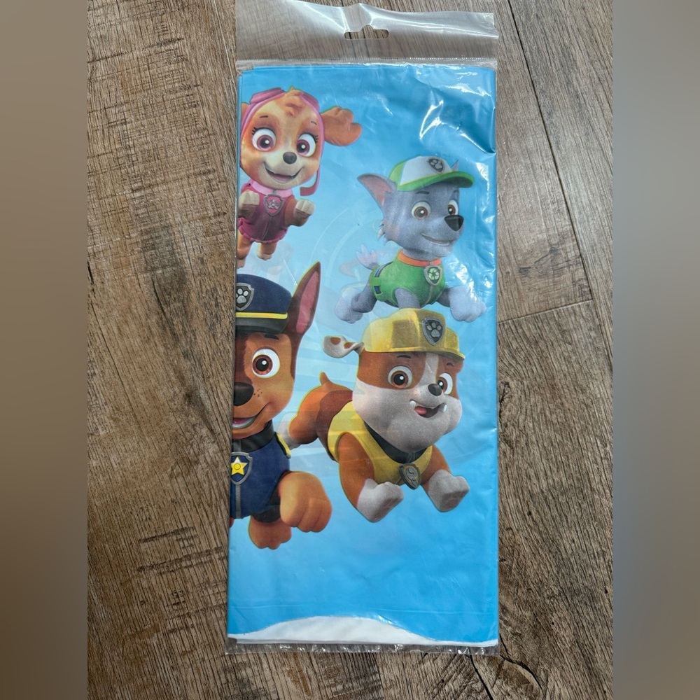 NWT Paw Patrol Plastic Tablecloth